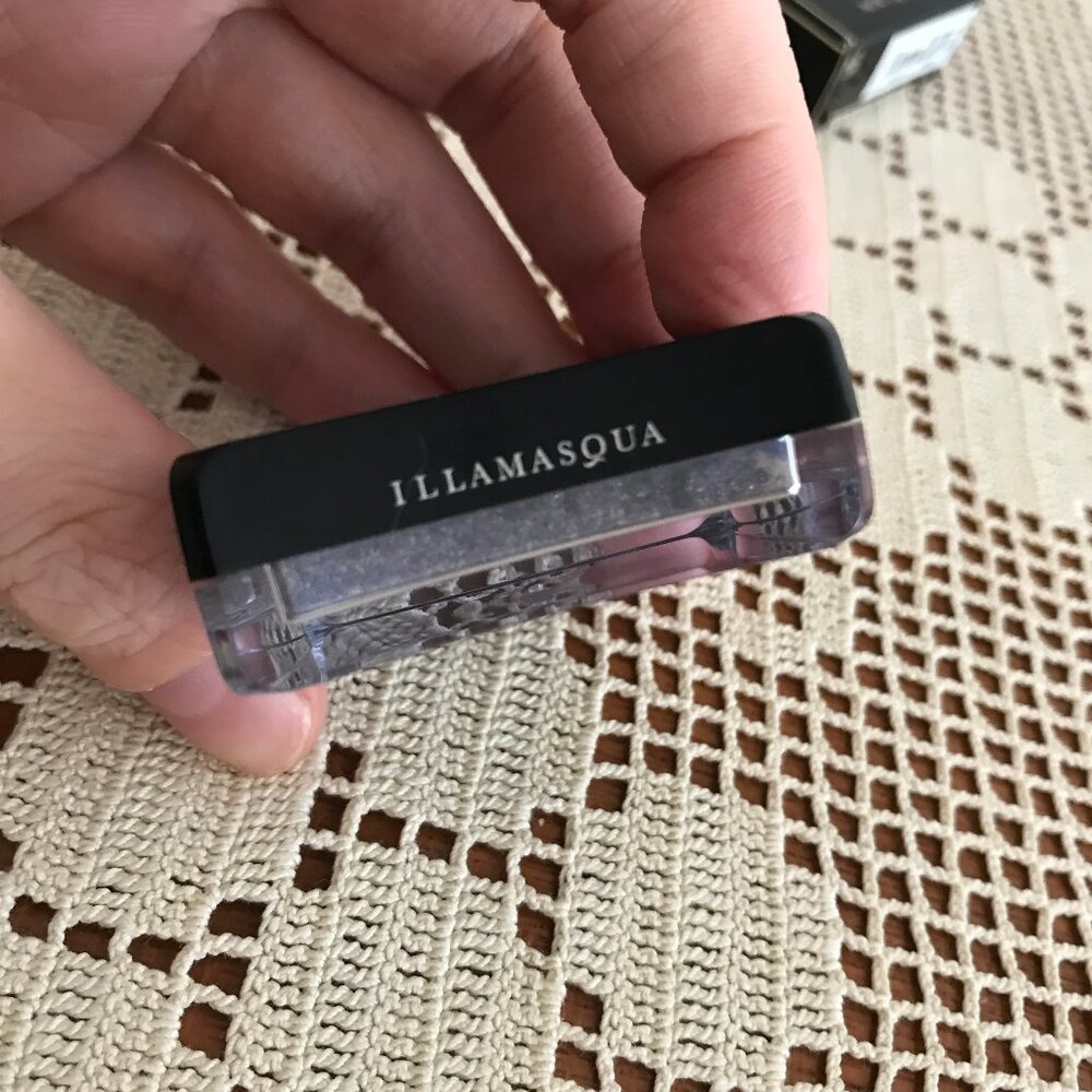 NIB Illamasqua Pure Pigment Eyeshadow in Alluvium - Picture 7 of 12